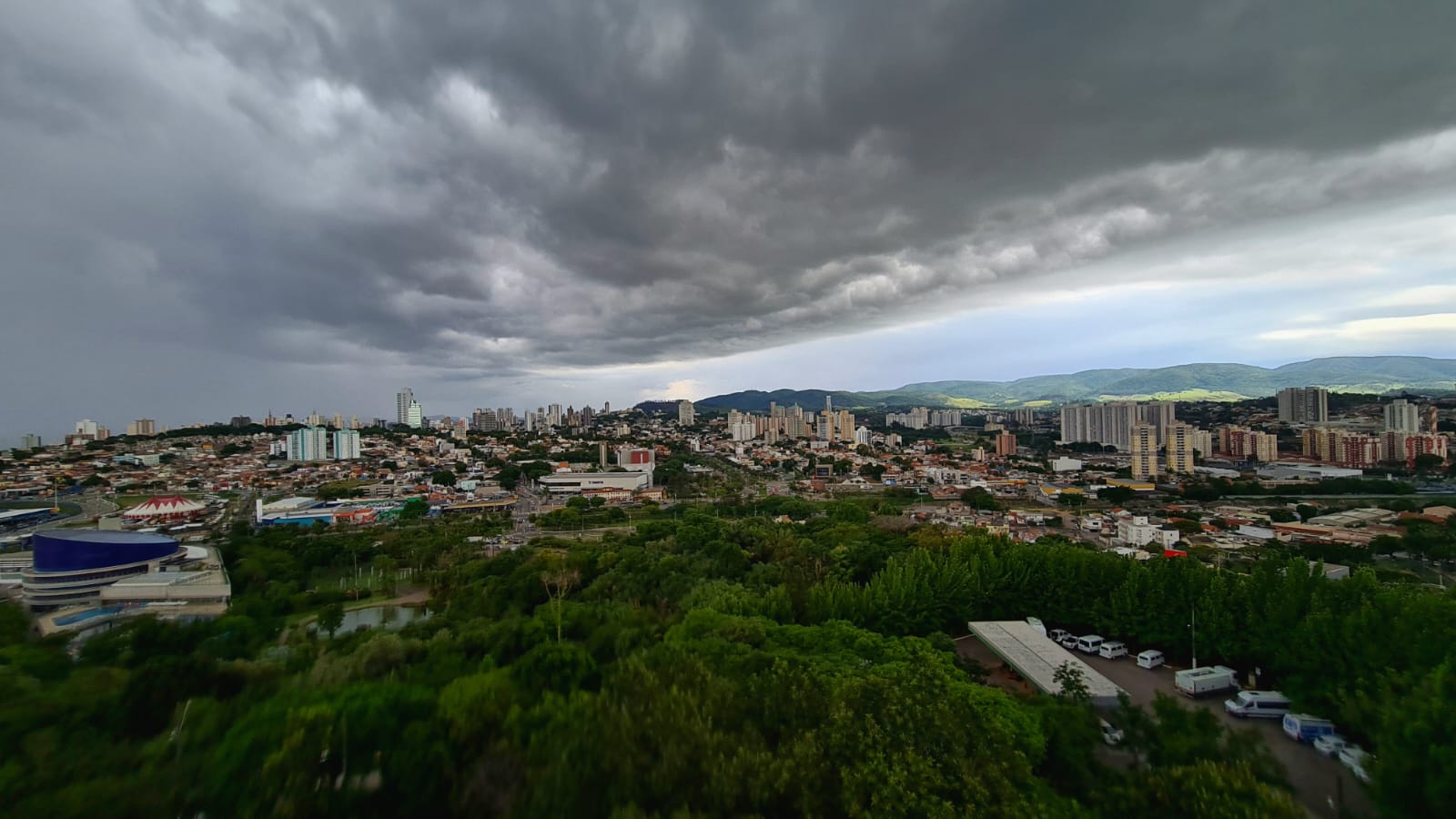 Condições climáticas indicam possibilidade de chuvas fortes a partir desta quinta-feira (11)