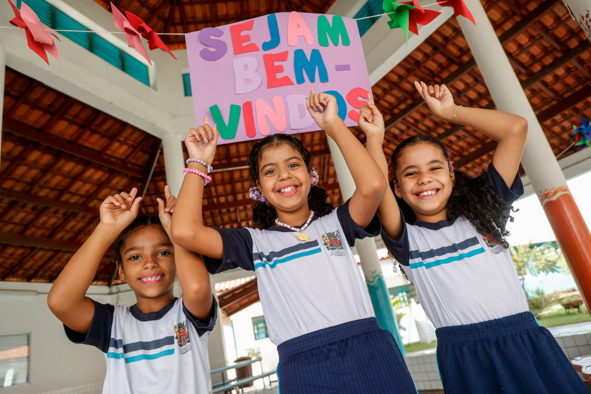 Volta às aulas: rede municipal de ensino dá as boas-vindas às crianças